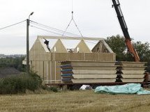 Carros : Construction de maisons et de parkings