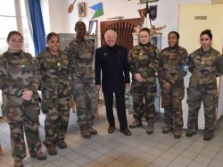 A Hyères, les anciens artilleurs n'oublient pas les militaires en mission