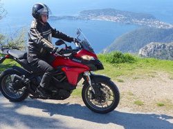 DUCATI MULTISTRADA 950 : PUISSANCE ET SÉCURITÉ