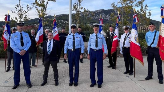  A La Valette-du-Var, 25 jeunes clôturent leur SNU par la remise d'un diplôme