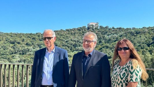 Cavalaire-sur-Mer : le préfet du Var découvre la Maison de la nature