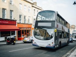 50 millions d'euros d'alle ?gement supple ?mentaire de tre ?sorerie en faveur du transport routier de voyageurs