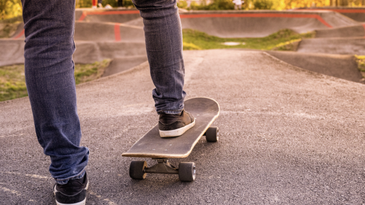 Guillaumes (06) : avis de marché public pour la conception, réalisation d'une piste de pumptrack