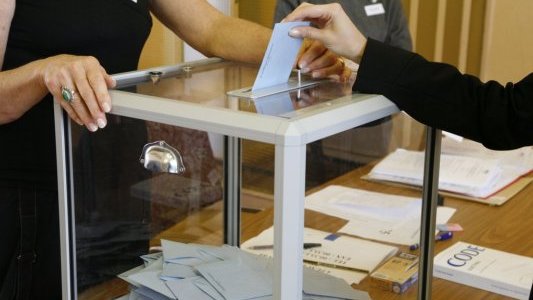 Second tour des élections municipales : en commission, le Sénat adopte une proposition de loi pour mieux protéger les électeurs