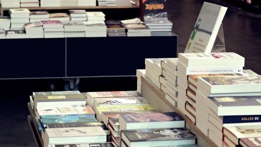 L'Etat renouvelle son soutien à la filière du livre