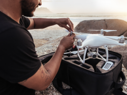 Un spectaculaire show aérien de drones à Cannes !