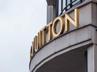 Petits secrets à connaître sur les sacs et les malles Louis Vuitton, selon Christie's ?