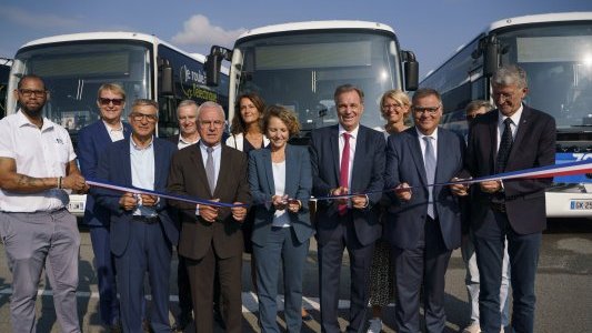 Antibes : inauguration des lignes de bus 100% électrique Zou !