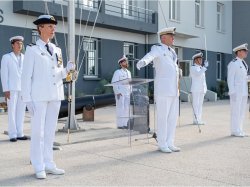 Aude Bray, première femme à commander le patrouilleur Commandant Bouan