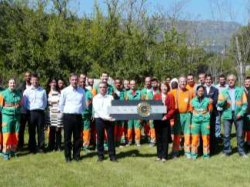 L'usine Lafarge de Contes reçoit le 1er prix du Trophée Sécurité 2014 du SFIC (Syndicat Français de l'Industrie Cimentière)