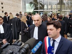 Mobilisation justice : DISCOURS DE ROLAND RODRIGUEZ, Bâtonnier de l'Ordre des Avocats au Barreaux de GRASSE