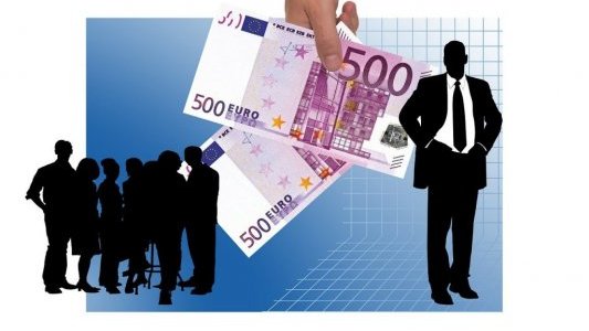 Soutenir les artisans, commerc ?ants, professionnels et PME : les Assurances du Cre ?dit Mutuel et CIC Assurances cre ?ent la prime de relance mutualiste