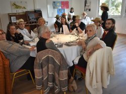  A Hyères, rencontre intergénérationnelle au Lycée Golf Hôtel