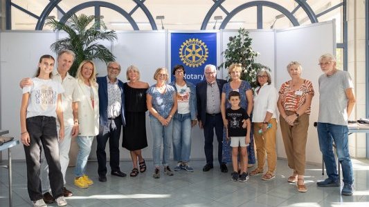 A Hyères, succès pour le Chiner-Chic du Rotary-Club