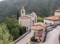  CASTILLON : 104 180.53 € pour la rénovation du bar restaurant de la place