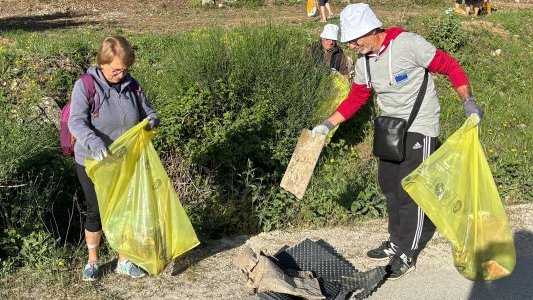 À La Valette-du-Var, grande opération de ramassage de déchets dans le Coudon !