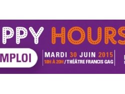 « Happy Hours » de l'emploi : Des personnes en recherche d'emploi chantent devant de potentiels employeurs