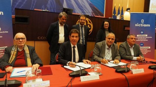 Le SICTIAM et la Banque du Numérique unissent leurs forces pour combattre l'illectronisme dans les Alpes-Maritimes 