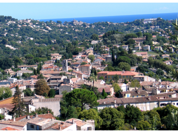 LA COLLE SUR LOUP : (...)