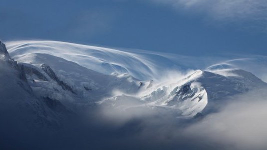 Méribel : les acteurs politiques, économiques et associatifs réunis pour imaginer un avenir durable pour l'économie de la Montagne