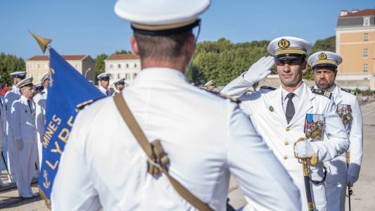  Pierre-Henri Fichot, commandant du Chasseur de mines tripartite (CMT) Lyre