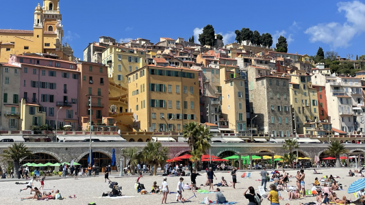 Plage des Sablettes à Menton : le tribunal administratif de Nice annule la procédure de passation pour 2 lots