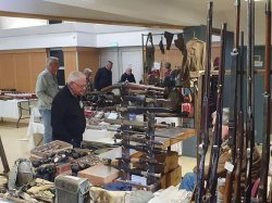 A La Crau, rendez-vous réussi pour le Salon des armes anciennes