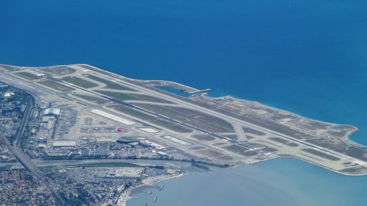 Privatisation de la société Aéroports de la Côte d'Azur 