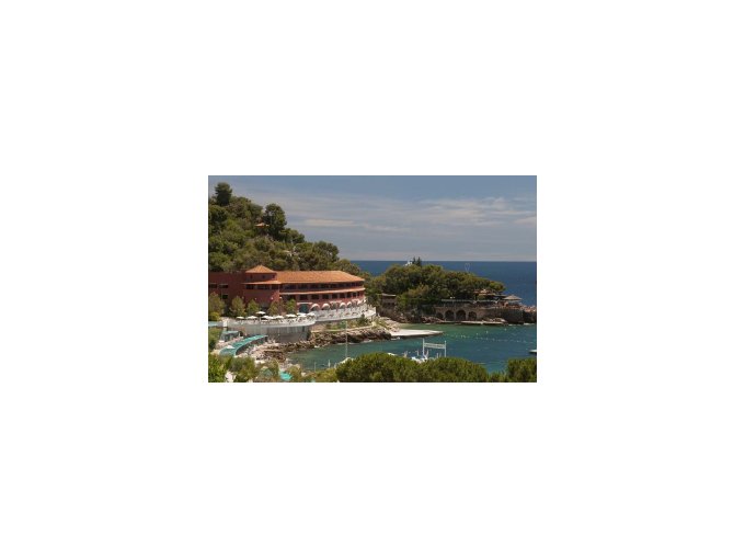 Le Monte-Carlo Beach (...)