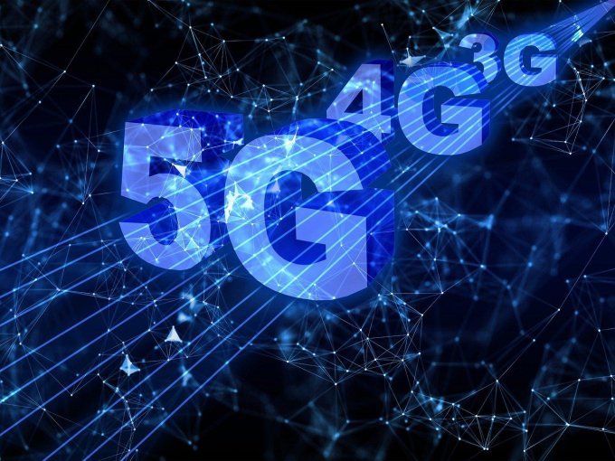 SFR lance la 5G en (...)