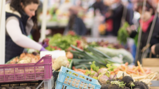 Beausoleil : marché pour l'attribution de cabines à la Halle du Marché Gustave Eiffel 