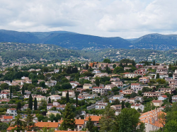 VILLENEUVE LOUBET : Construction de 14 maisons