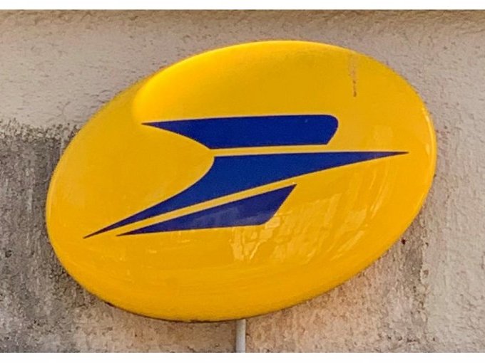 Reconfinement, La Poste