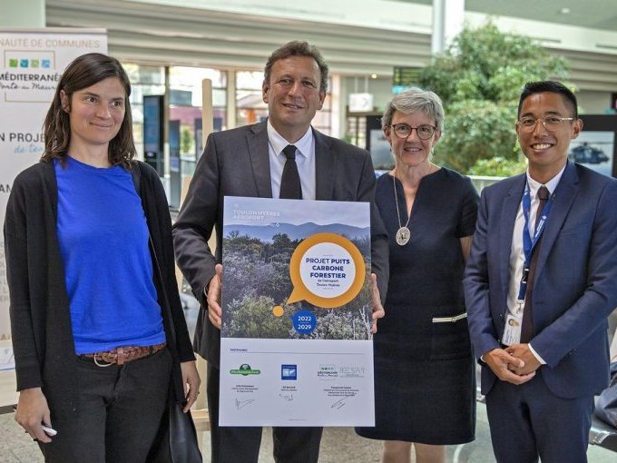 L'aéroport s'engage dans