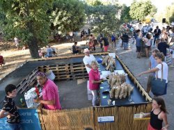 A La Londe-les-Maures, grand succès pour les apéros de la Cave des Vignerons !