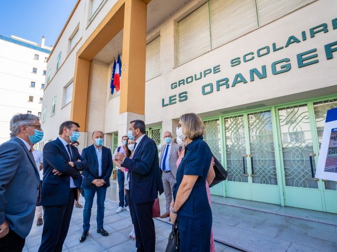 Une rentrée scolaire (...)