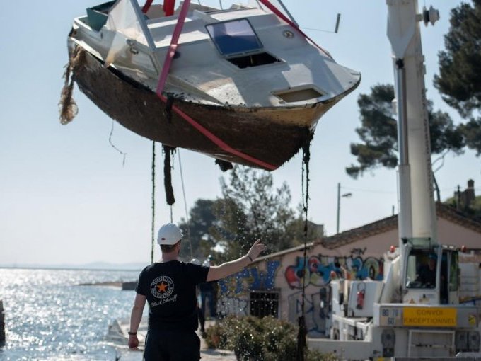 La Marine évacue des (...)