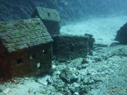 A Saint-Raphaël, découvrez le village englouti du Dramont !