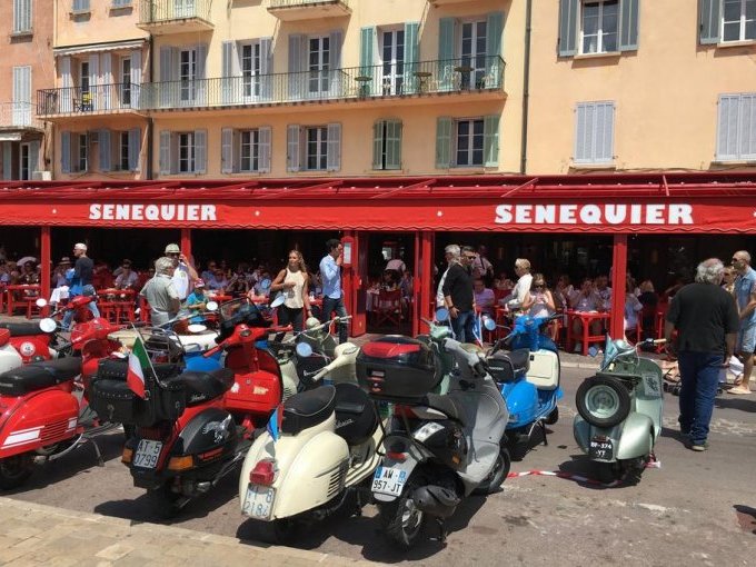 A Saint-Tropez, Sénéquier