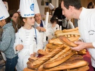 Les jeunes mettent la main à la « pâte » !