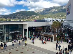 A La Valette du Var, restaurants et terrasses rouvrent à l'Avenue 83